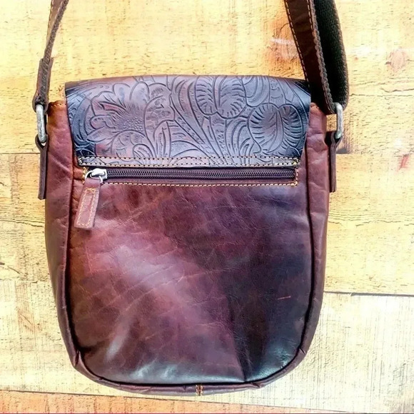 NWOT Jack Georges Voyager Horseshoe Savio Collection Crossbody - Picture 3 of 6